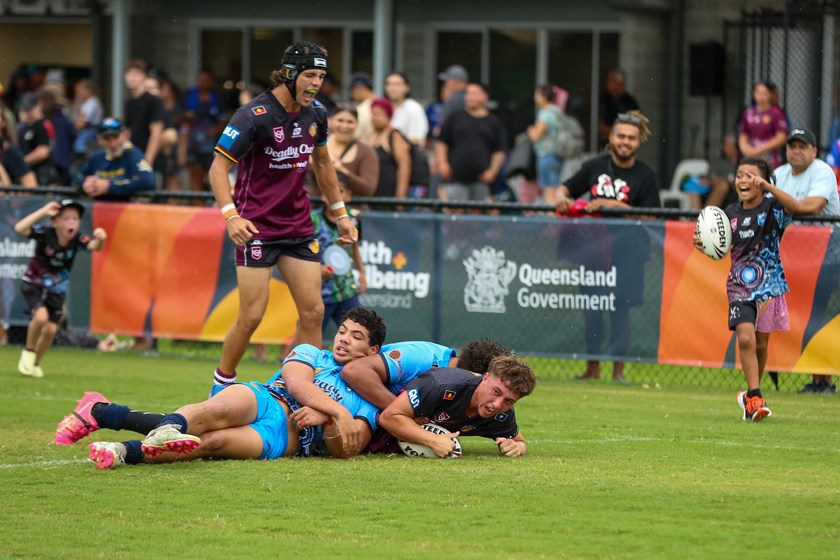 Queensland Murri Under 16s cross for a try. Photo: Jacob Grams/QRL