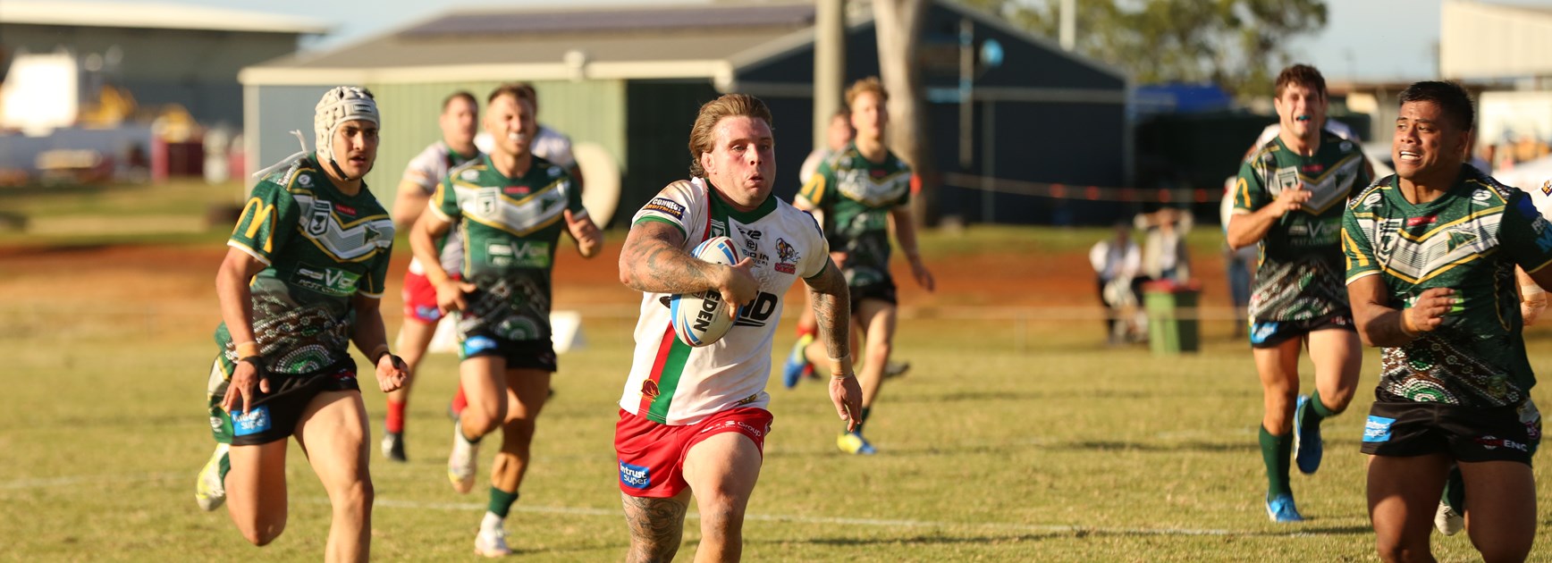 Farr scores hat-trick on debut as Seagulls roll on against Jets