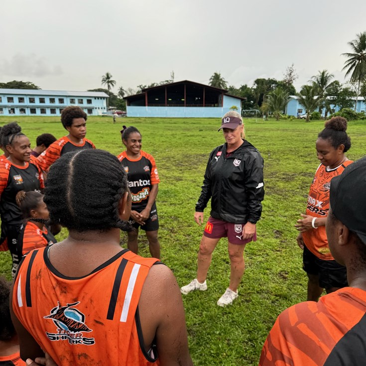 In pictures: Maroons coach Norris supporting growth in PNG