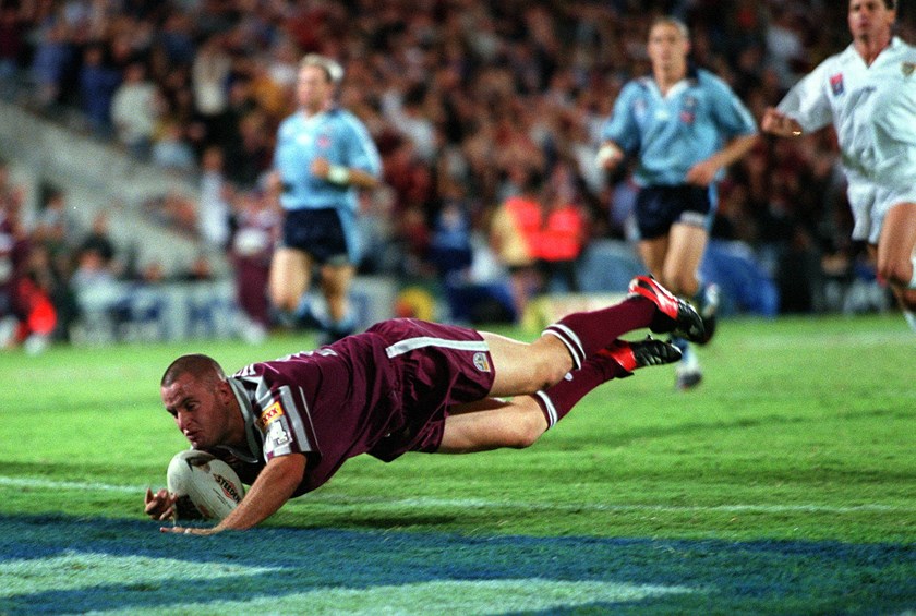 Walker scores for the Maroons. Photo: NRL Imagery