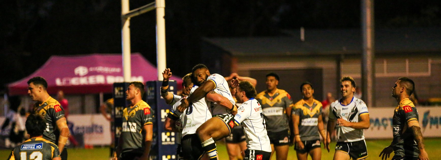 Round 17 Saturday wrap: Magpies hold on after first half blitz