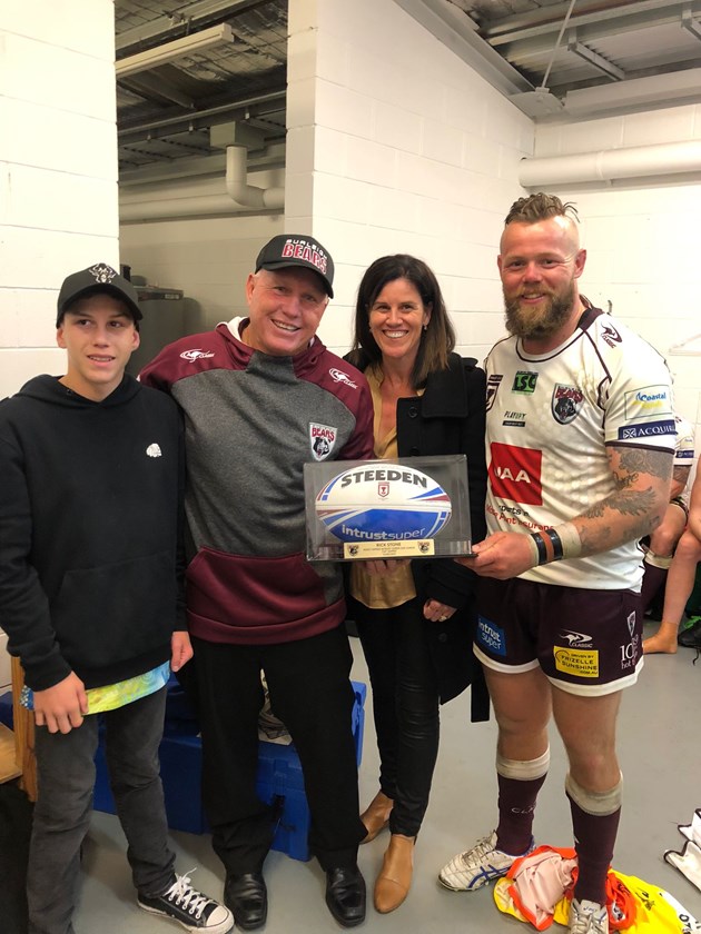 Rick Stone with his family and Bears skipper Luke Page. Photo: Damian Driscoll