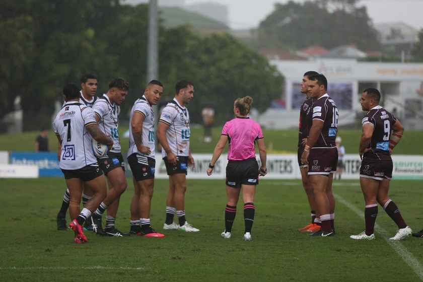 Referee Belinda Sharpe asks Souths Logan and Burleigh players to form a scrum. Photos: Colleen Edwards / QRL