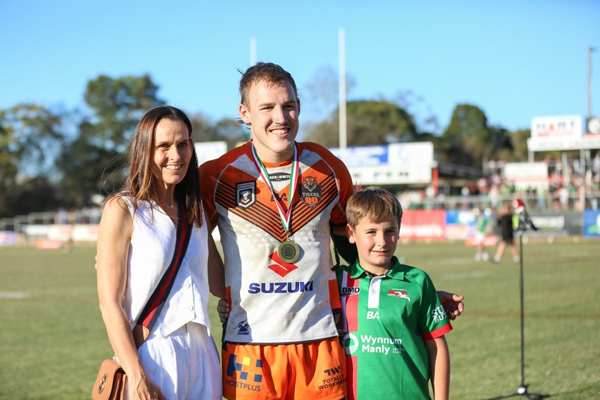 Inaugural Paul Green medallist Alec MacDonald with Green's wife, Amanda, and son, Jed. Photo: Rikki-Lee Arnold/QRL