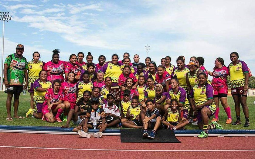 The Aja Girlz and Bowen Stingers together in 2017.