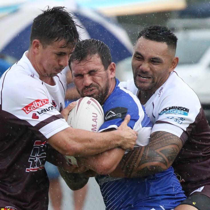 Bears and Seahawks play off for Kitching Shield