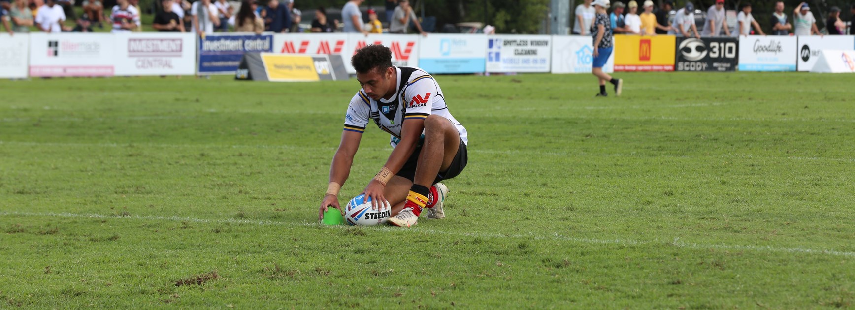 Magpies sparkle in the wet against Cutters
