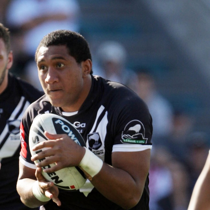 Whiz Kalifa hits jackpot, Coote sent to bin
