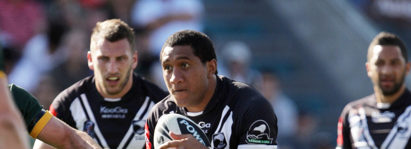 Whiz Kalifa hits jackpot, Coote sent to bin