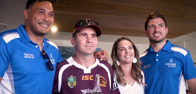 Maroons legends Hodges and Gillett visit rural hero