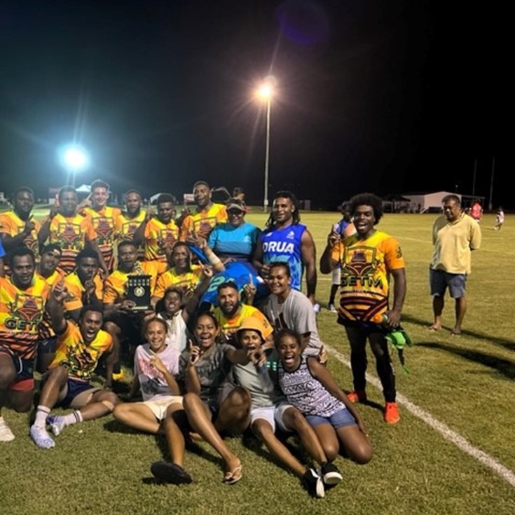 Cancer charities get a kick from Bowen 10s