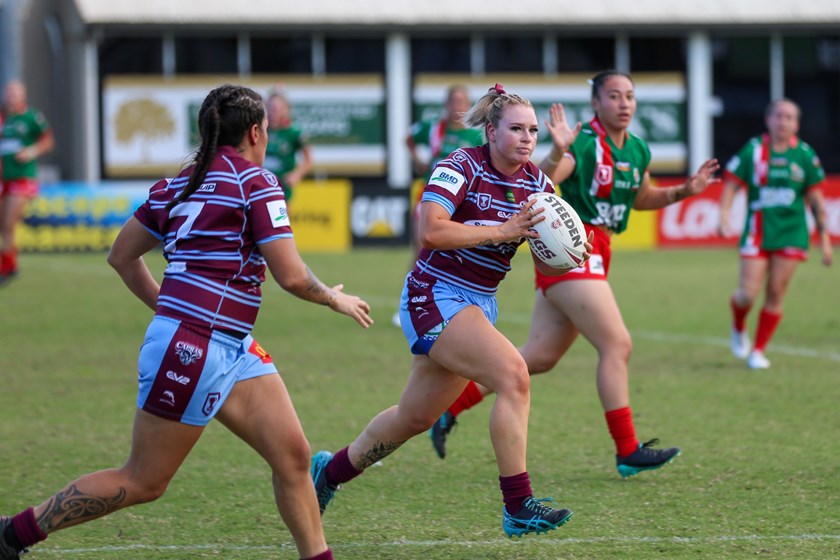 The CQ Capras women's team will play in the BMD Premiership semi-finals this weekend. Photo: Jorja Brinums/QRL