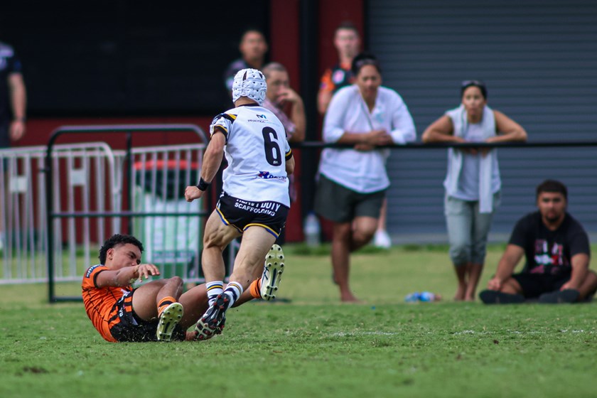 Jye Gray on a run for the Magpies. Photo: Erick Lucero / QRL