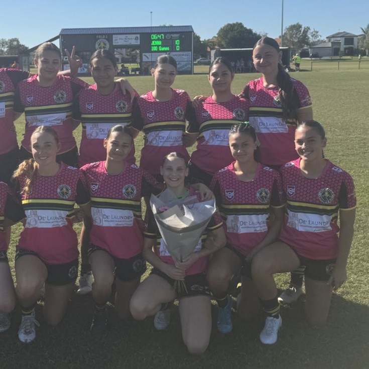 Jenna Smith brings up 100 games for Helensvale Hornets