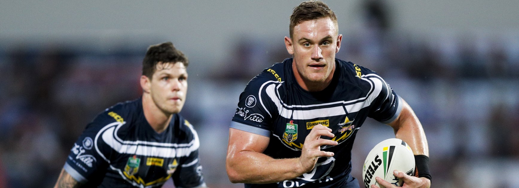 Hess extends stay with Cowboys