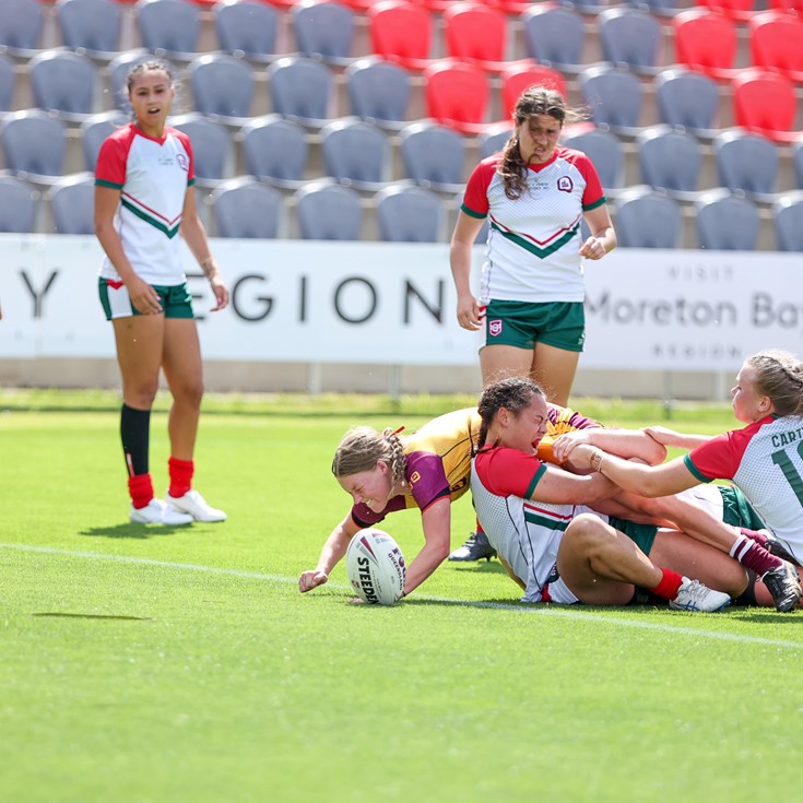 Country clinch thrilling win in Under 17 Girls match