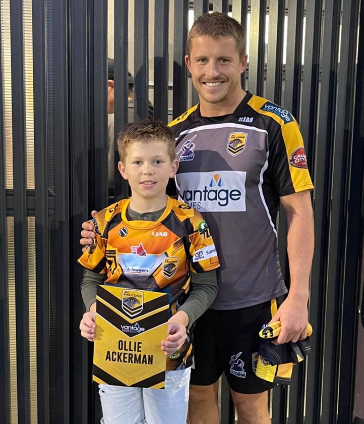 Ollie with his special jersey and Falcons captain Todd Murphy. Photo: Sunshine Coast Falcons Facebook page