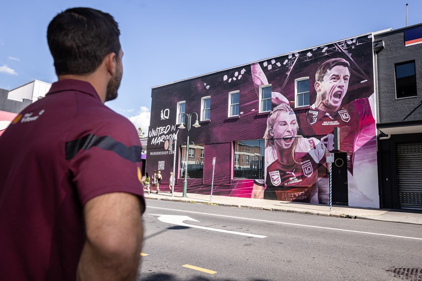 Ben Hunt checking out the mural. Photo: Erick Lucero/QRL