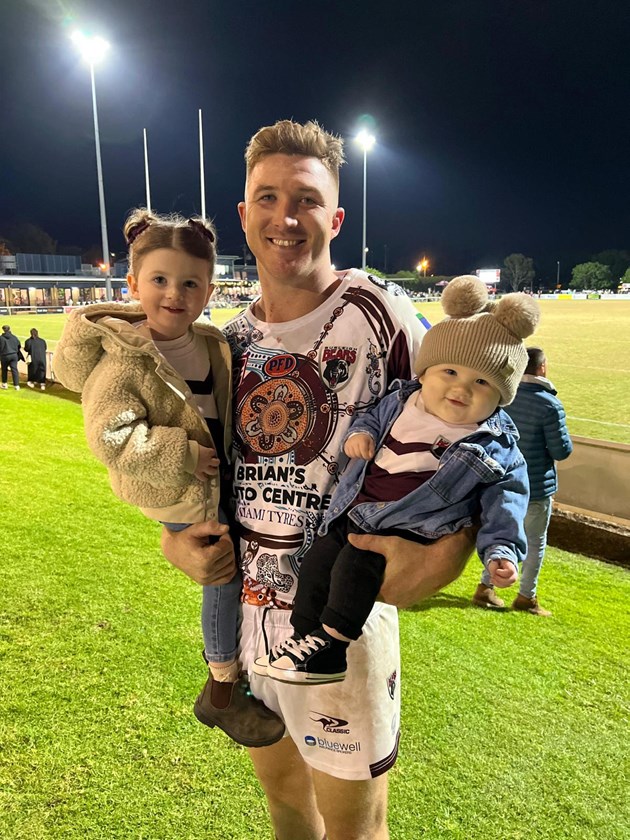 Kelly with his daughter, Addison, and son, Brooks.