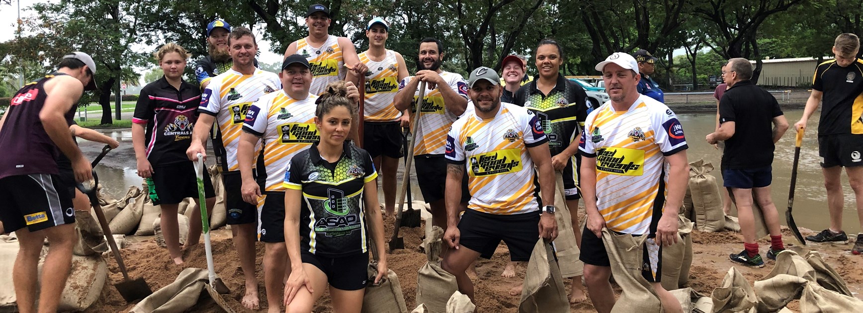 Centrals players pitch in for Townsville community