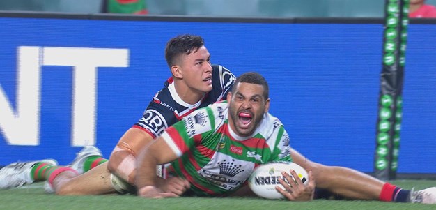 Inglis soars for spectacular try