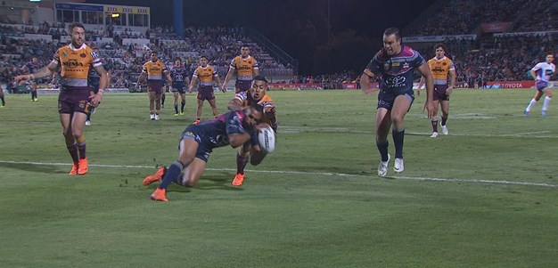Gela-Mosby chases through for Cowboys try