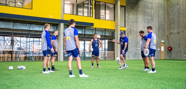 Cowboys get kicking tips from former AFL player