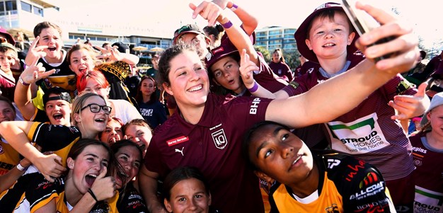 Sunshine, smiles and footy at Fan Day