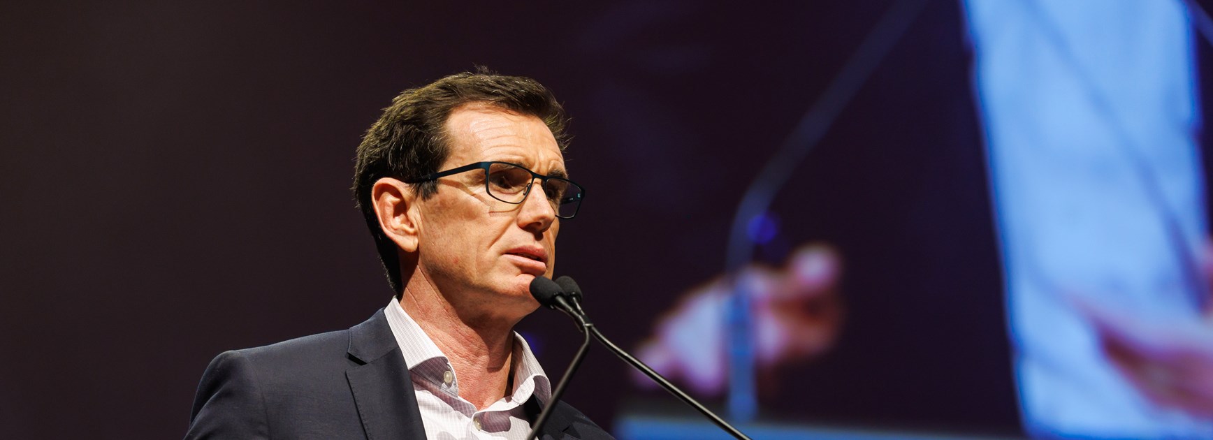 Ben Ikin to co-host “Grassroots to Glory”