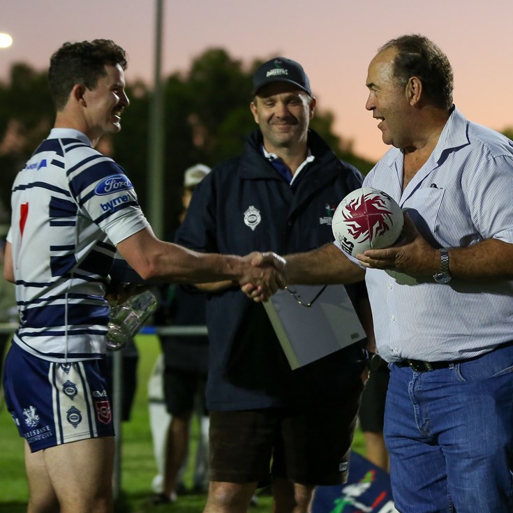 Brothers faithful celebrate Munro’s milestone