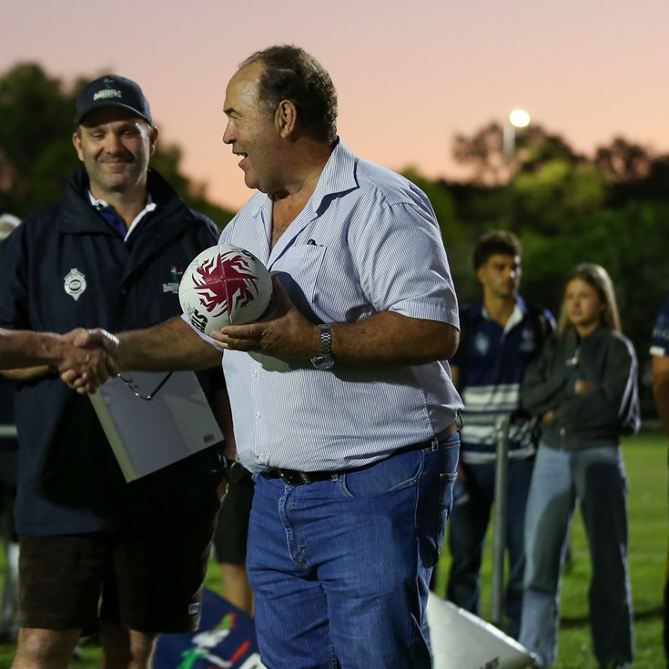 Brothers faithful celebrate Munro’s milestone
