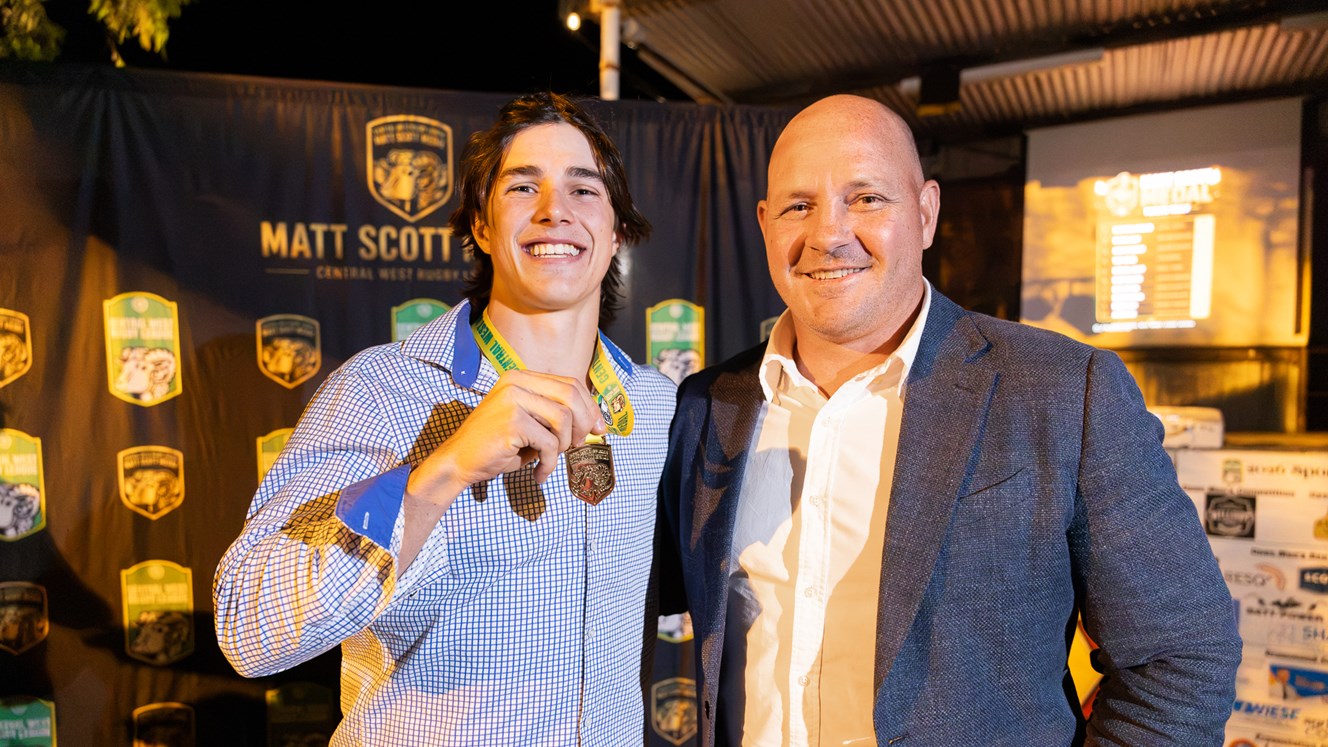 Hunt Claims Historic First Matt Scott Medal
