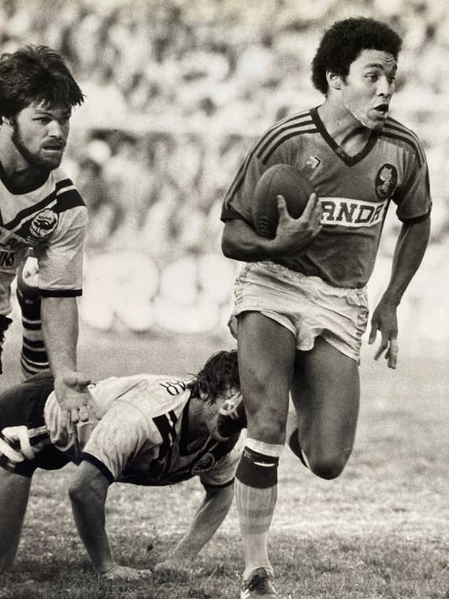 Joe Kilroy breaks clear for Norths against Souths in the 1980 Grand Final.